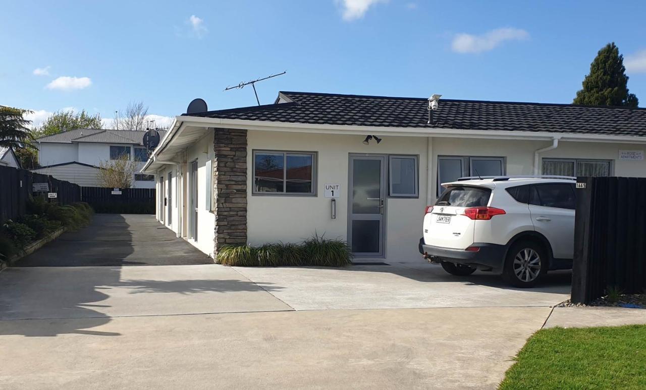 Rose Apartments Unit 1 Central Rotorua-Accommodation&Spa Exterior foto